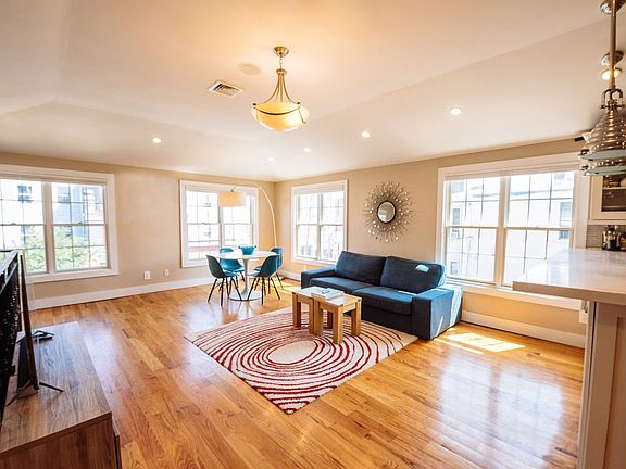 3rd image of 1148 Welling Ct #2