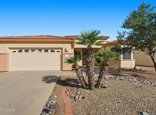 88 N Cedar Crest Dr, Green Valley, AZ 85614