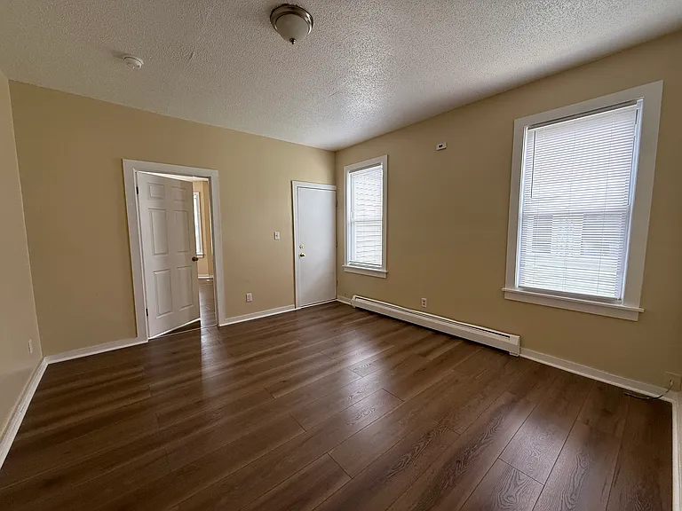59 Derby Ave #2L-0 — Photo 4