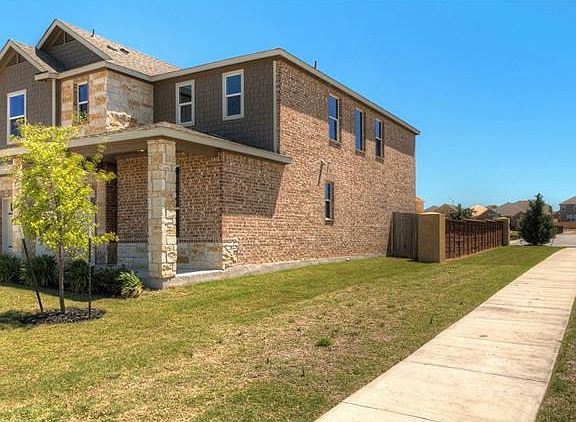 2nd image of 1701 Verdana Dr