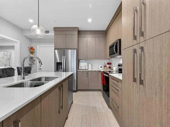 681 S Savanna Blvd NE #1107, Calgary, AB T3J 0Z1