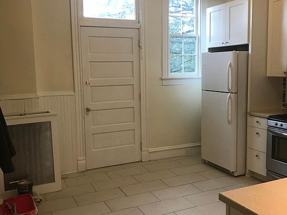 2nd image of 300 N Lombardy St #2