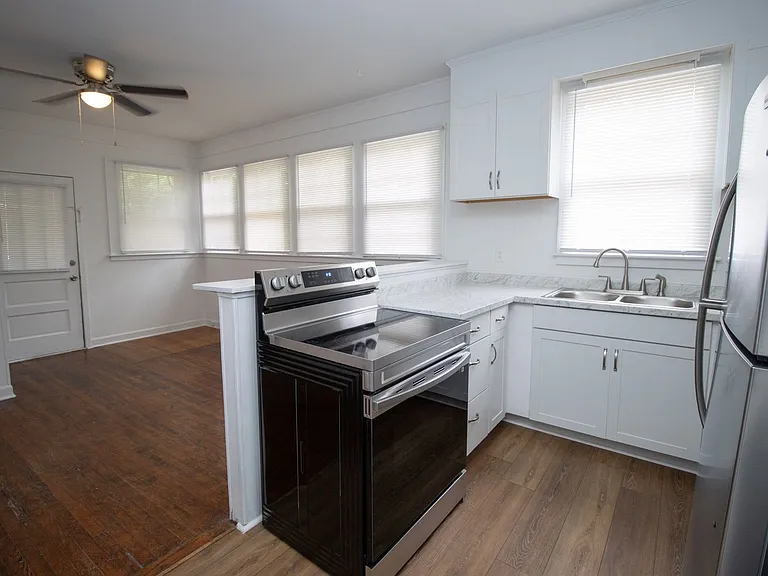 1213B Suber St — Photo 7