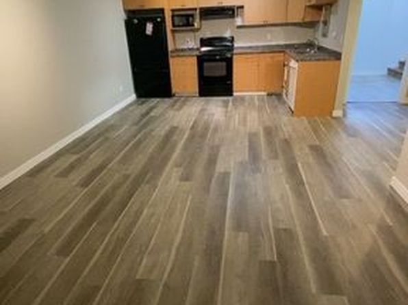 2235 Shannon Pl #1A, Kamloops, BC V2B 4Z5