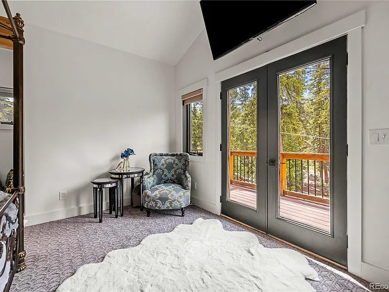 53 Rena Rd — Photo 25