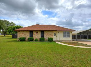 735 Fallen Oak Dr, Bertram, TX 78605