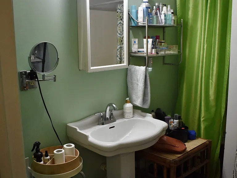 412 James St — Photo 28