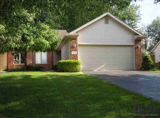 1671 Spruce Ct, Temperance, MI 48182