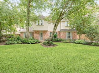 13 Woodhaven Wood Dr, Spring, TX 77380