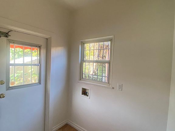 5th image of 421 N Spaulding Ave #1/2