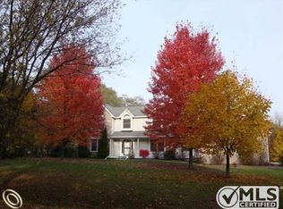 1924 Stonecrest, Milford, MI 48381