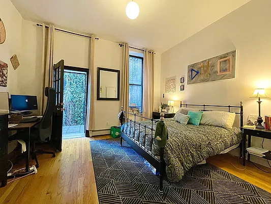 Rented by Corcoran | media 11