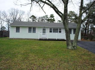 221 Larchwood Dr, Brick, NJ 08723