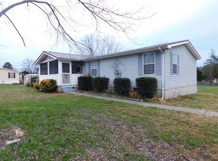 968 Nellie Head Rd, Tunnel Hill, GA 30755