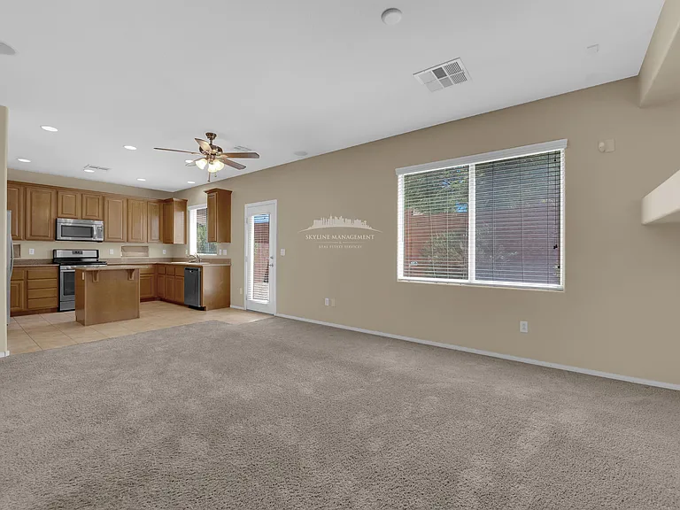 680 Forest Peak St — Photo 11