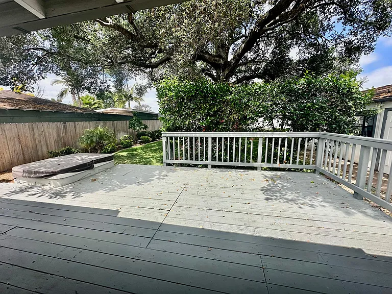 4564 68th St — Photo 9