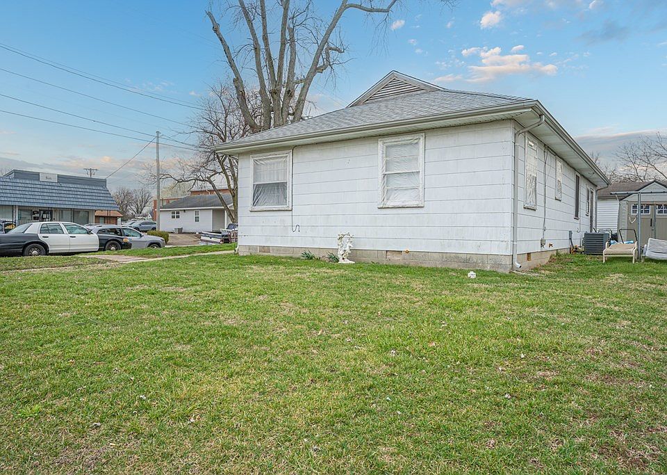 1402 W 9th St, Owensboro, KY 42301 MLS 86412 Zillow