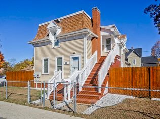 28 Spruce St, Springfield, MA 01105