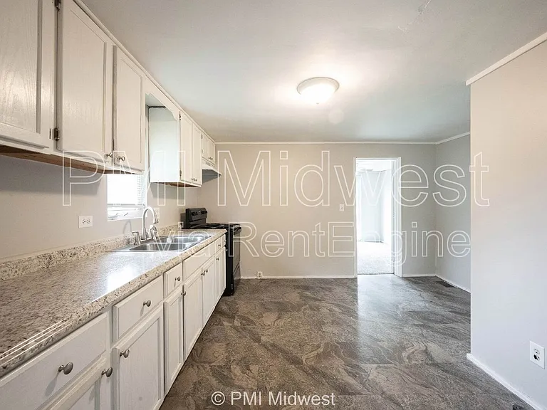 334 Ellis St — Photo 10