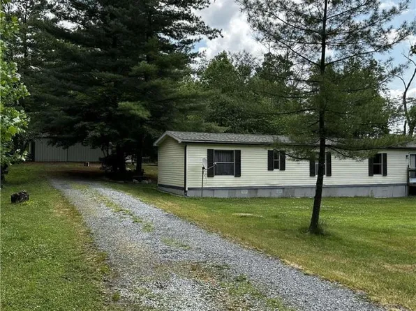 7241 Ulrich Mill Rd, New Tripoli, PA 18066