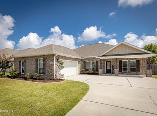 6673 Sugarcane Cir, Ocean Springs, MS 39564