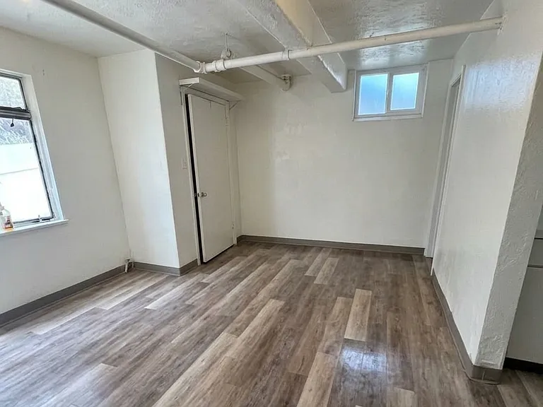 285 Fox St #B — Photo 4