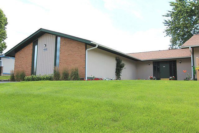 1st image of 4919 W Oakwood Dr