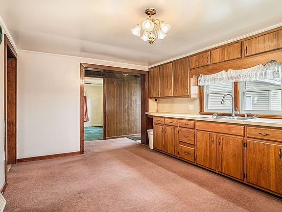 4th image of 71138 Lakeview Dr