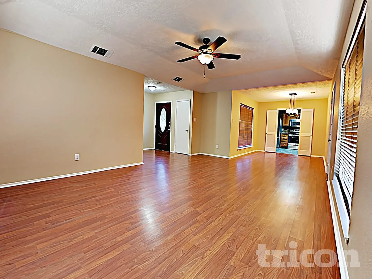 2803 Jeb Stuart Drive League City TX — Photo 3