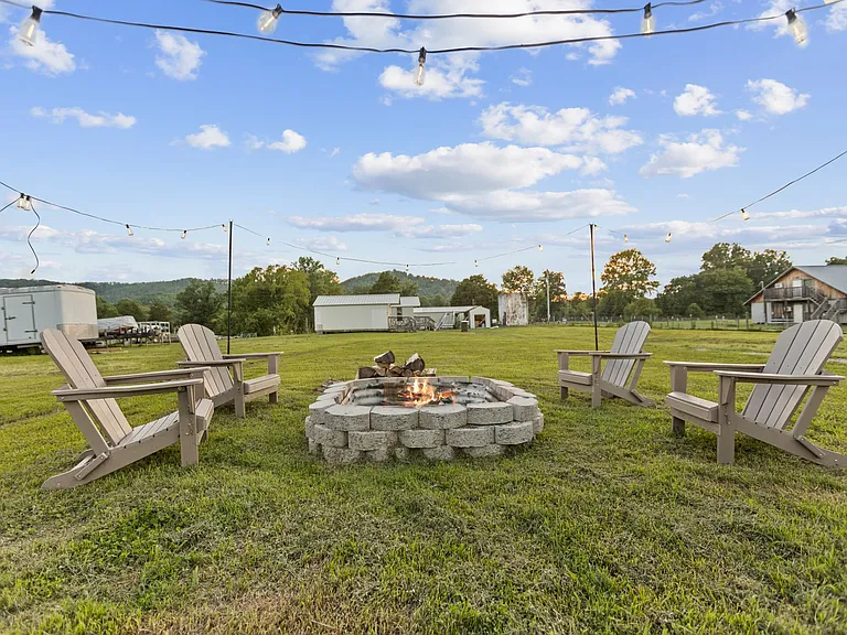 2245 Winona Rd — Photo 10