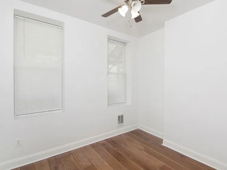 3507 N 15th St — Photo 9