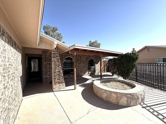 5th image of 4632 Belinda Ann Ln