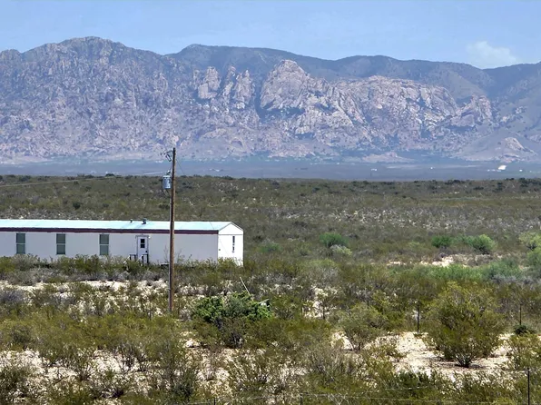 1913 N ROXIE Road, Tombstone, AZ 85638