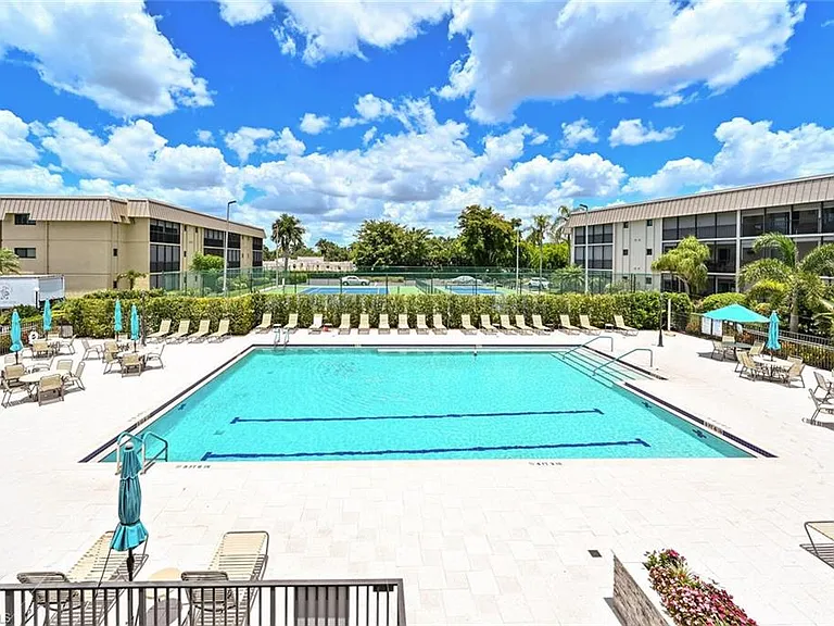 788 Park Shore Dr #G17 — Photo 38