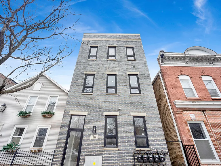 1814 S Throop St #3F — Photo 1