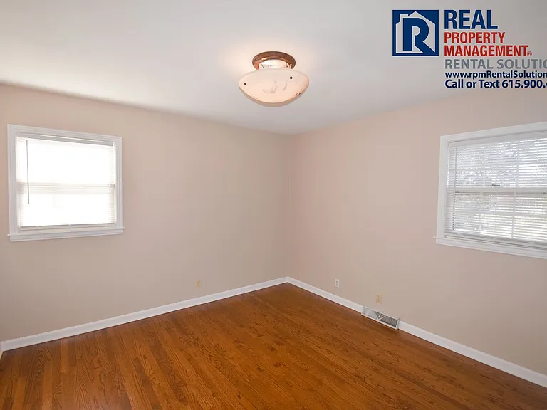 922 Kay St — Photo 11