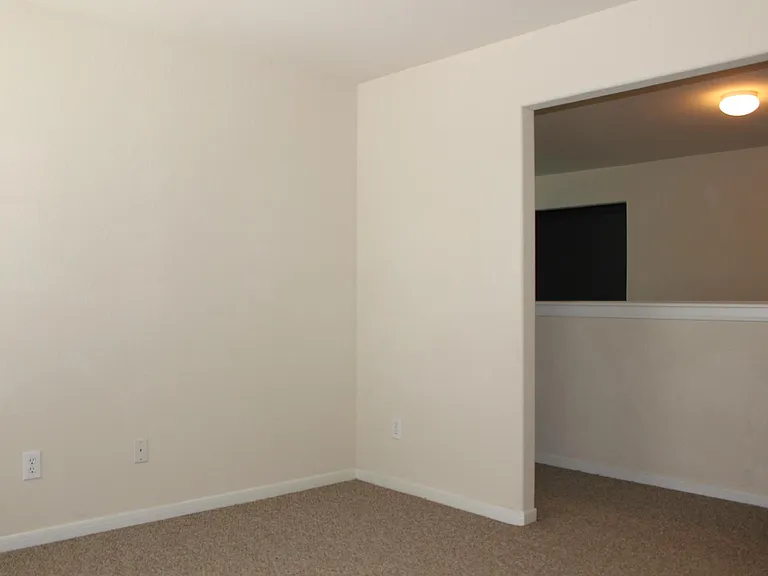 OFFICE ROOM
