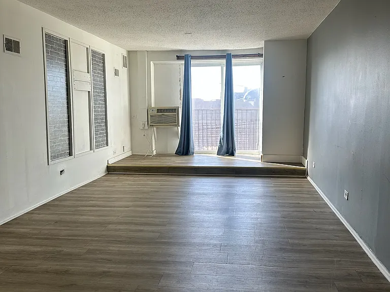 3004-06 S Archer Ave S #2RW — Photo 3