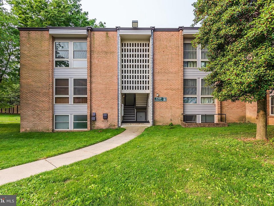 1st image of 2200 Greenery Ln APT 301-23