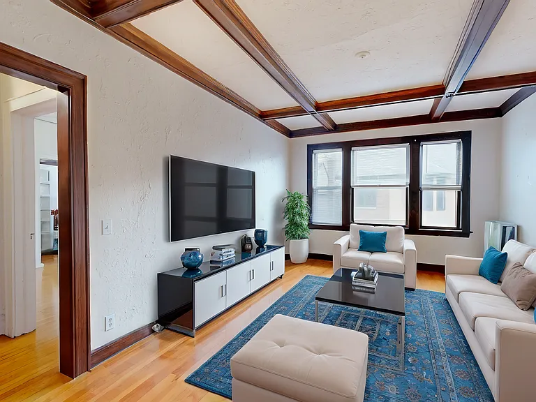 1917 Emerson Ave S #303 — Photo 1