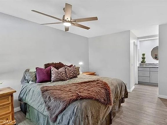 5th image of 21372 Brookhurst St