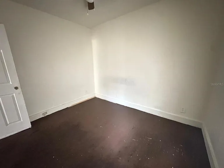 728 Columbia St — Photo 15