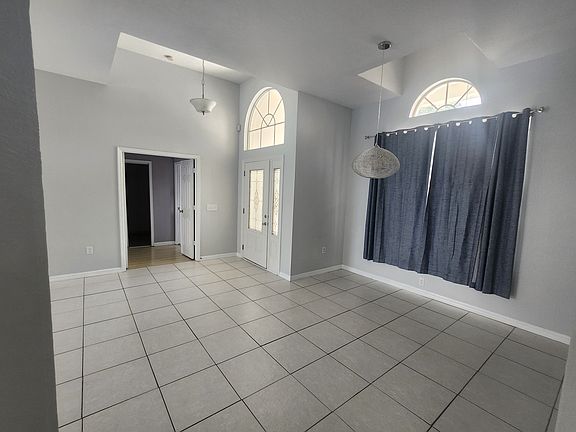 5th image of 4124 Whittner Dr