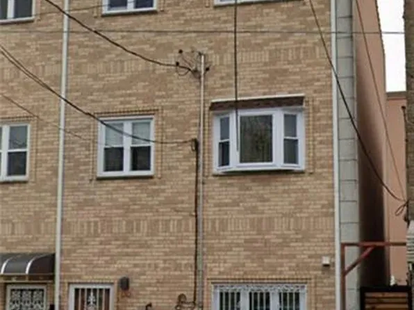 712 Snediker Ave, Brooklyn, NY 11207