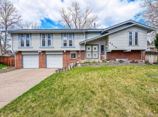 2519 S Holland Ct, Lakewood, CO 80227