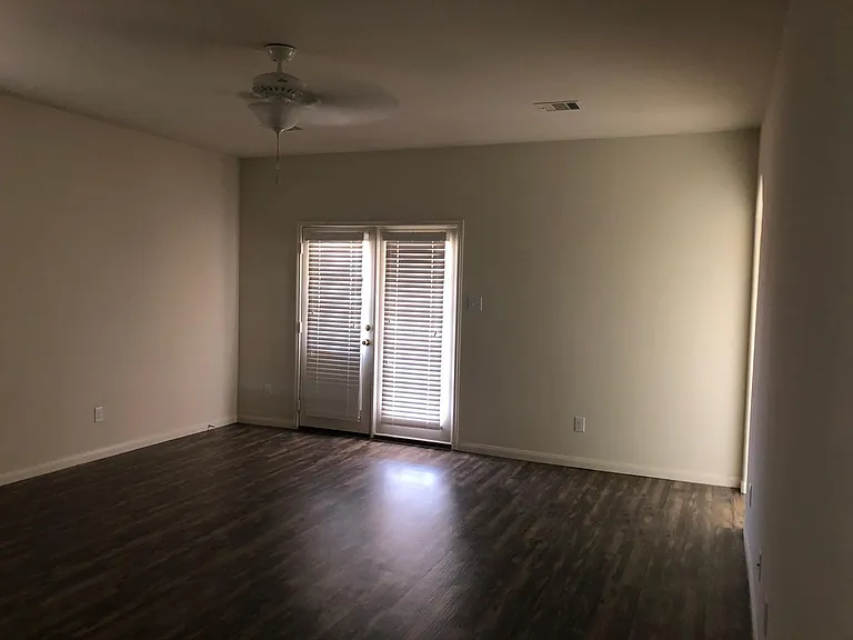 30826 W Lost Creek Blvd — Photo 10