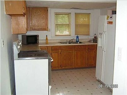 1st image of 2417 Mc Kee Ave SW