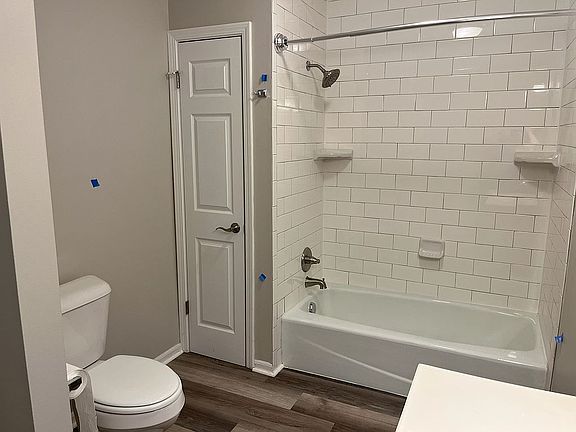 5th image of 8202 Old Farm Ln