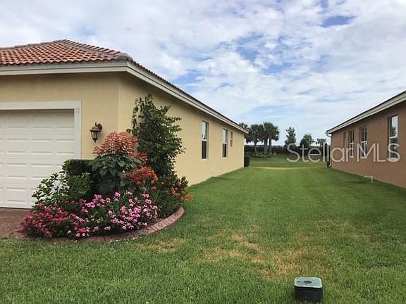 4th image of 15638 Aurora Lake Cir