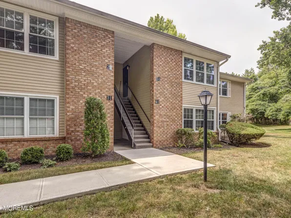 41 Quince Court, Middletown, NJ 07748